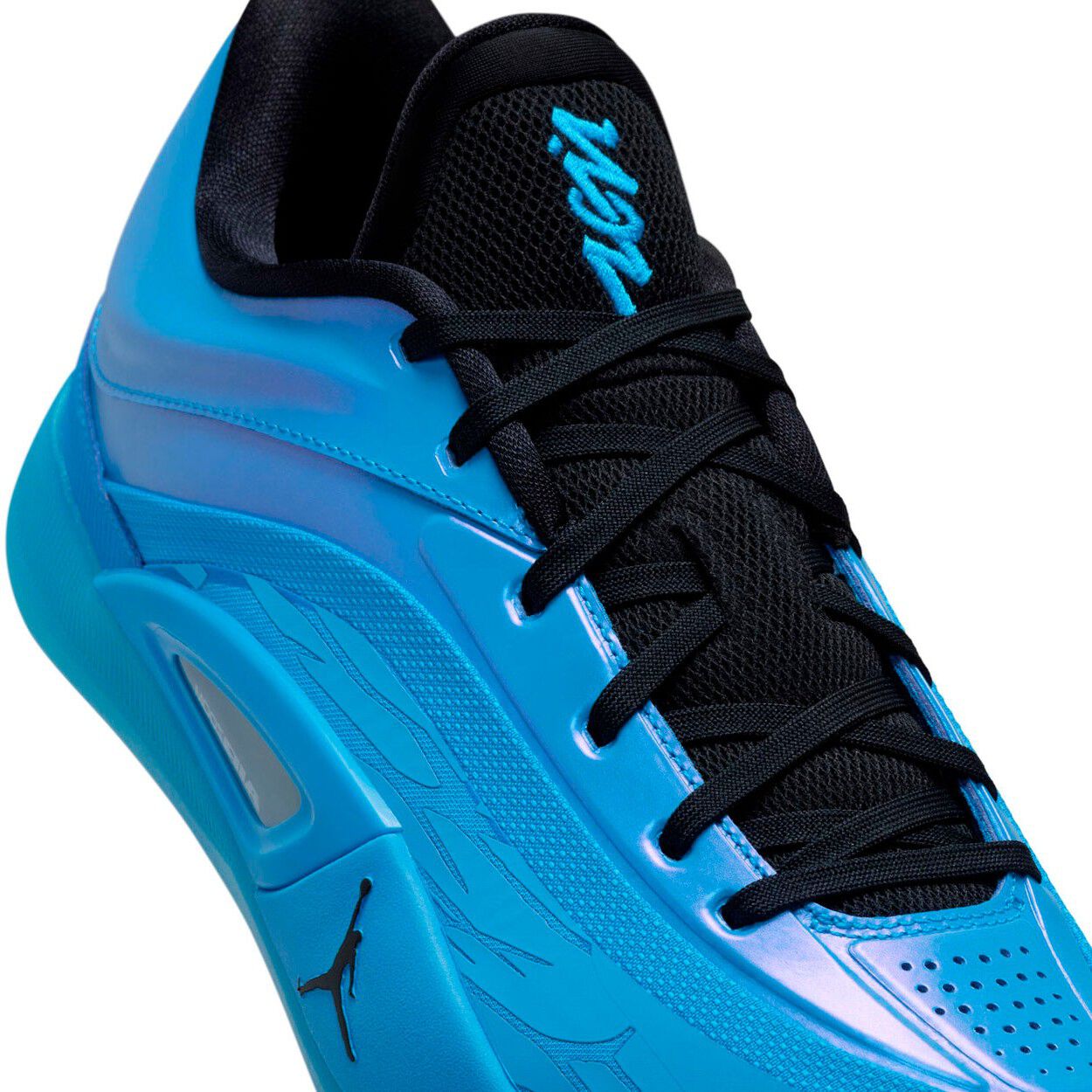 Jordan Zion 4 Sneakers