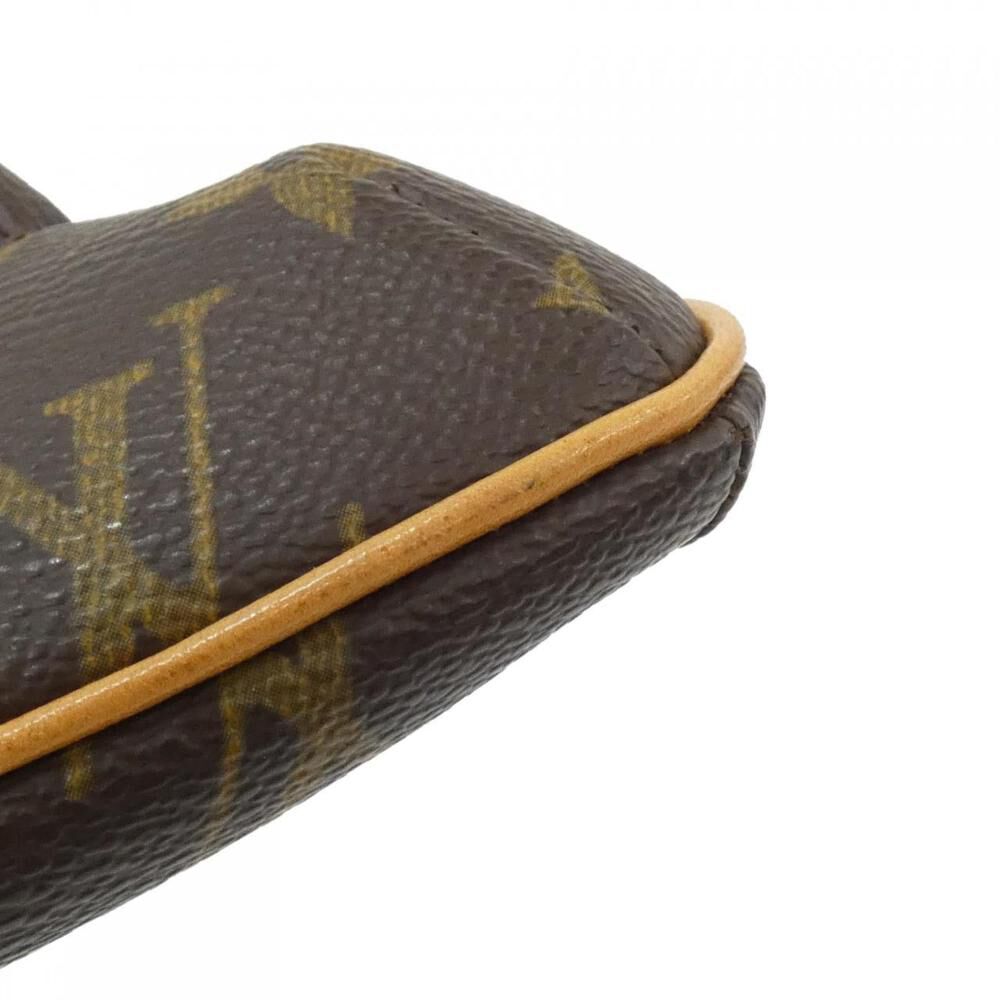 Louis Vuitton Clutch