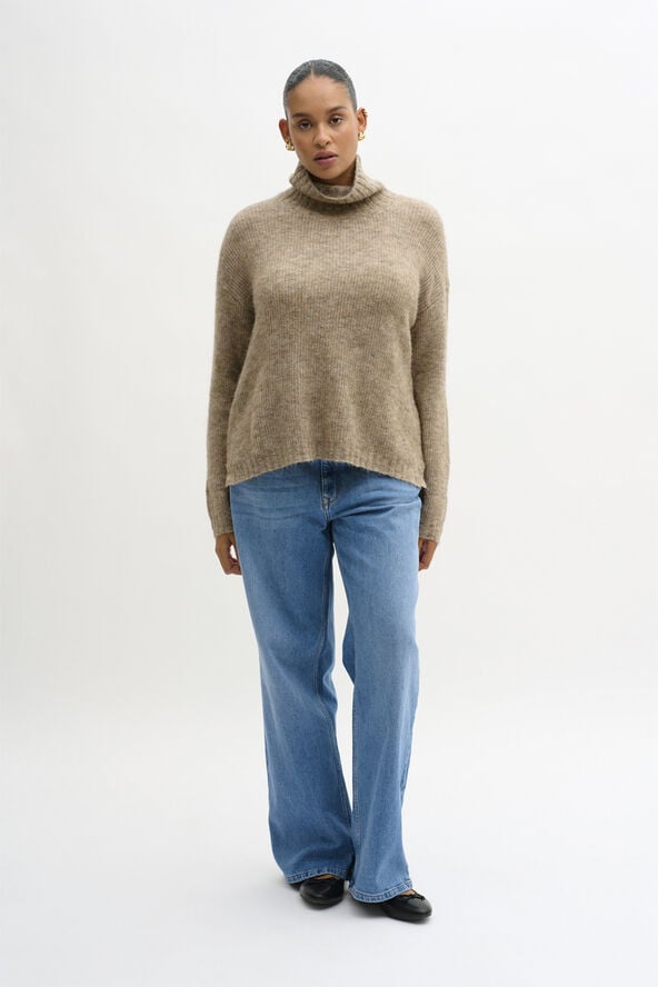 11 THE KNIT ROLLNECK