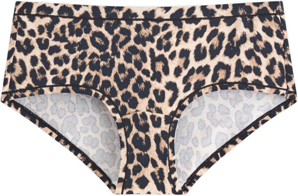 Comfortable cotton briefs with a re