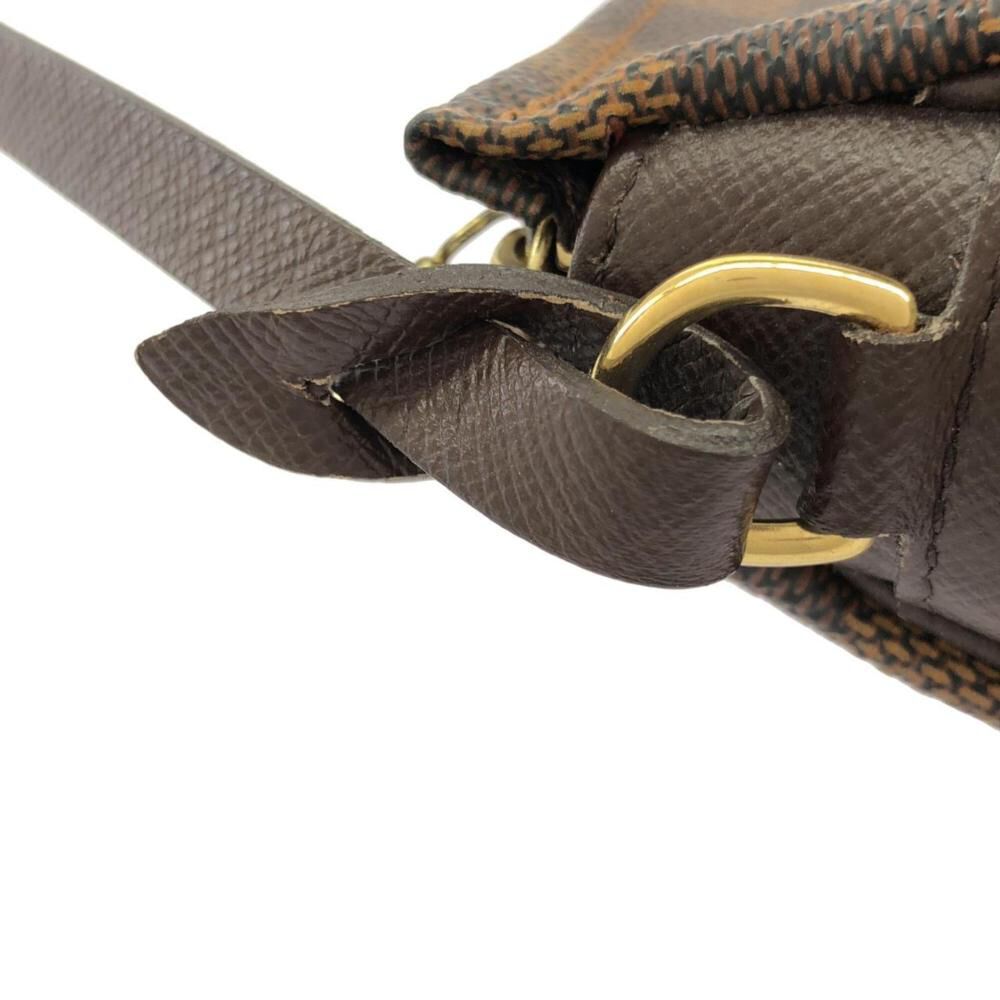 Louis Vuitton Trousse Makeup