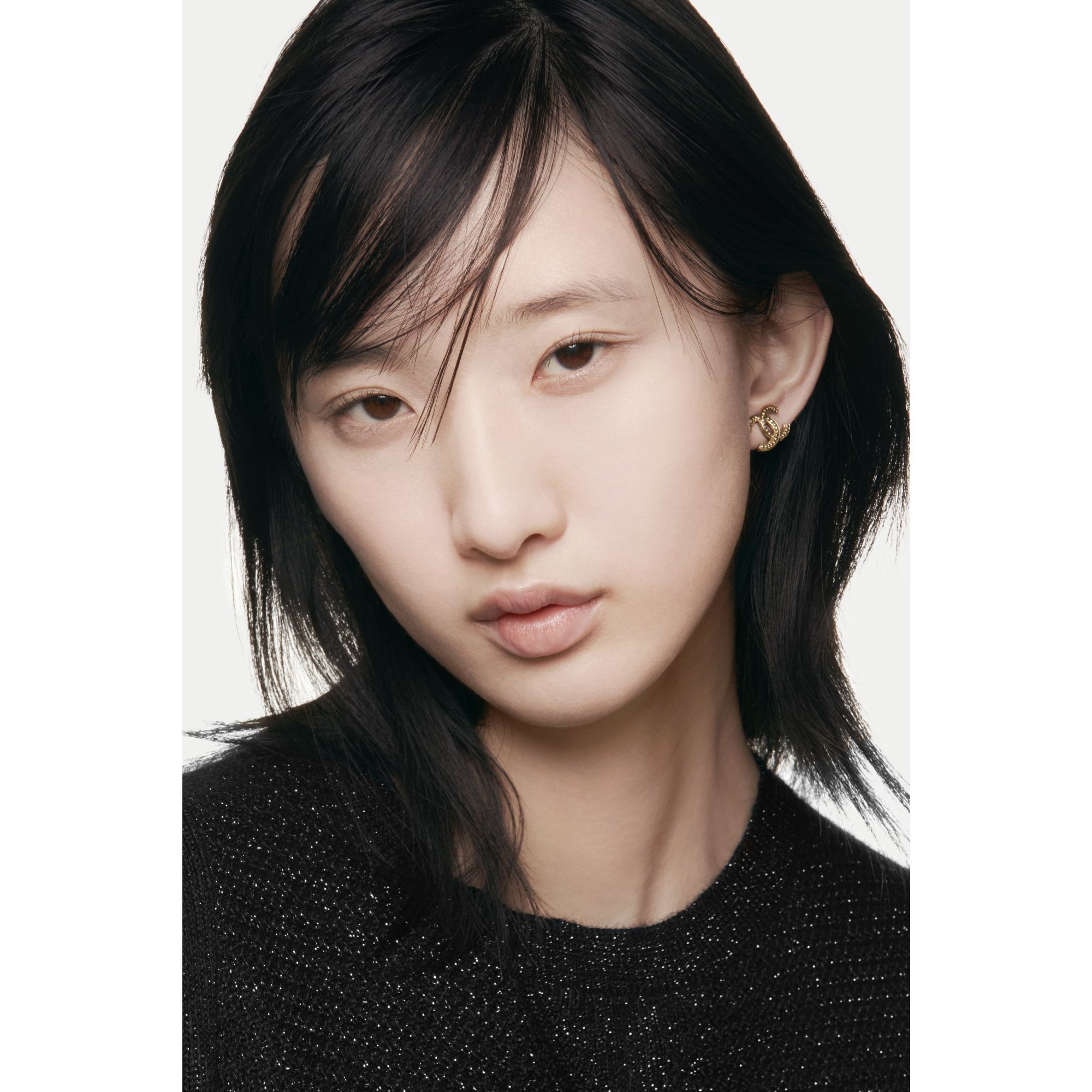 ULTRAWEAR  ALL-DAY COMFORT  FLAWLESS FINISH CONCEALER