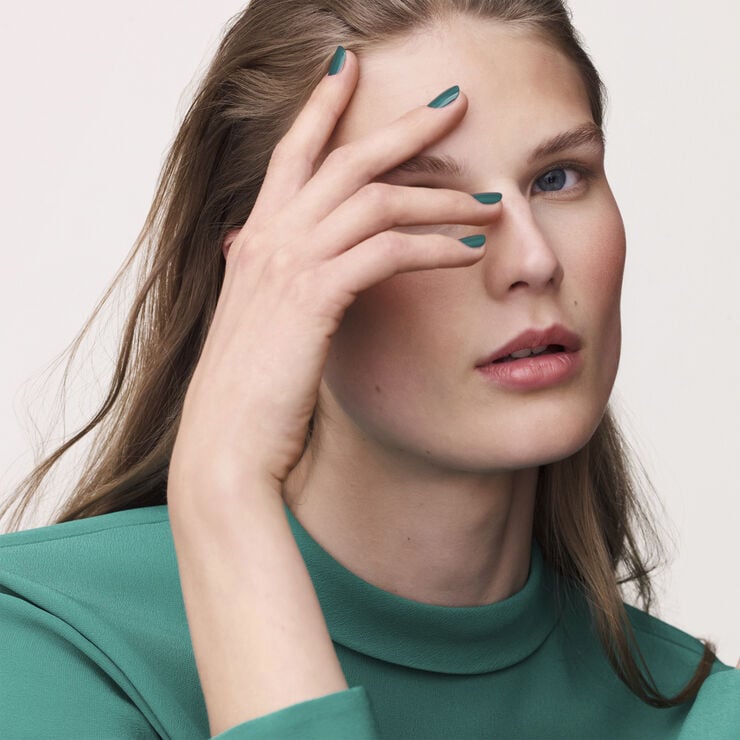 Les Mains Hermès Nail Polish