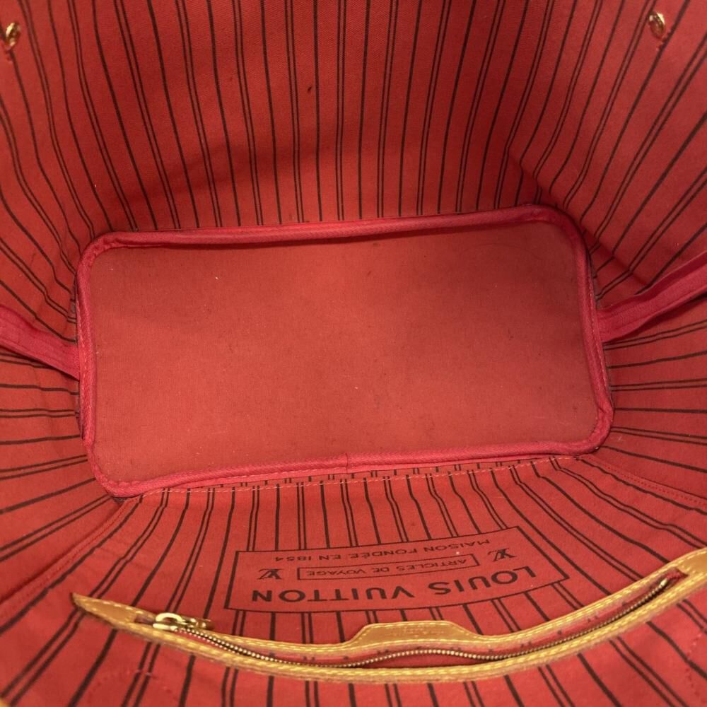 Louis Vuitton Neverfull