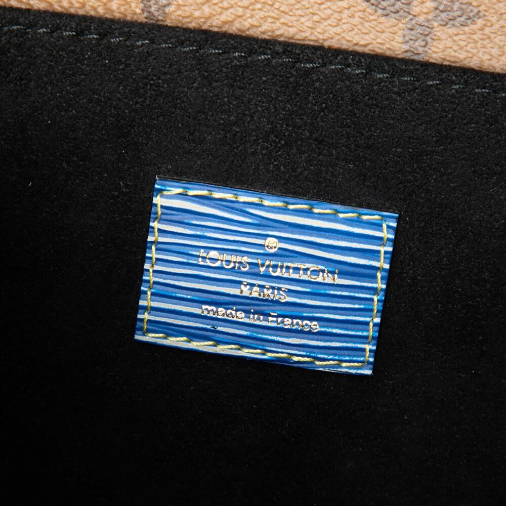 Louis Vuitton Pochette M&eacute;tis