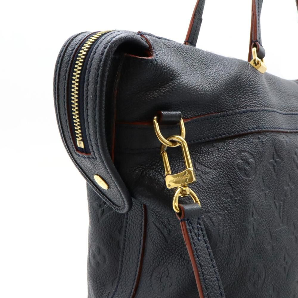 Louis Vuitton Shoulder Bags