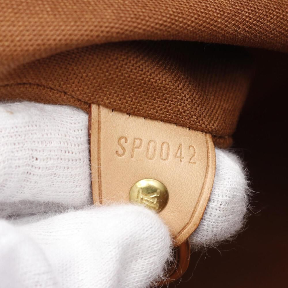 Louis Vuitton Shoulder Bags