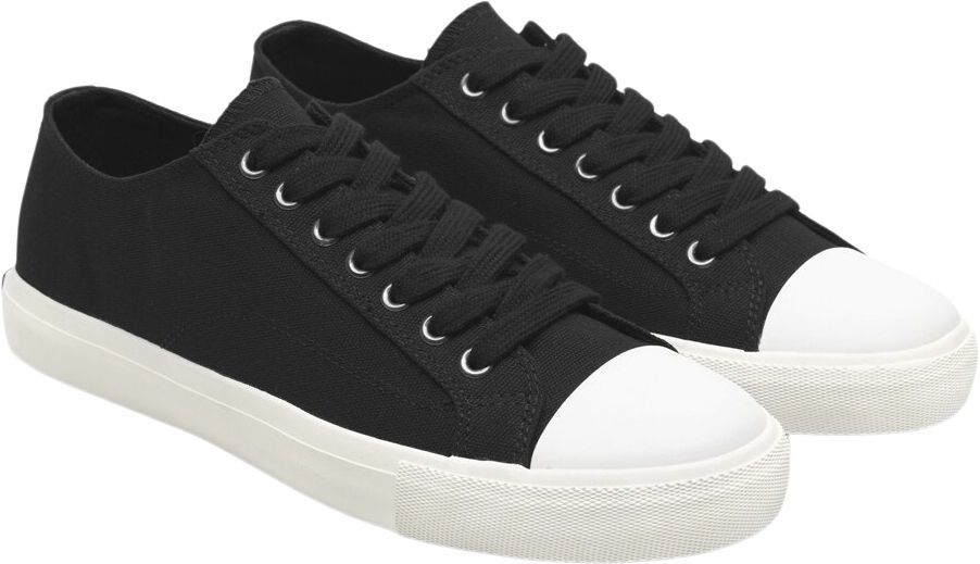 Trevor Canvas Shoe