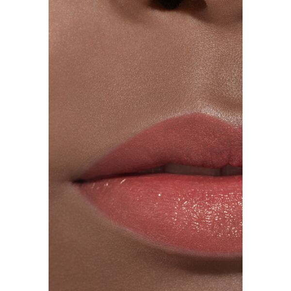 Luminous Intense Lip Colour