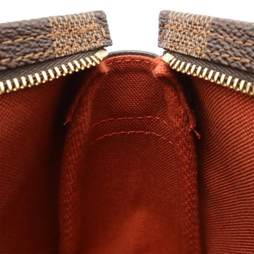 Louis Vuitton Trousse Makeup