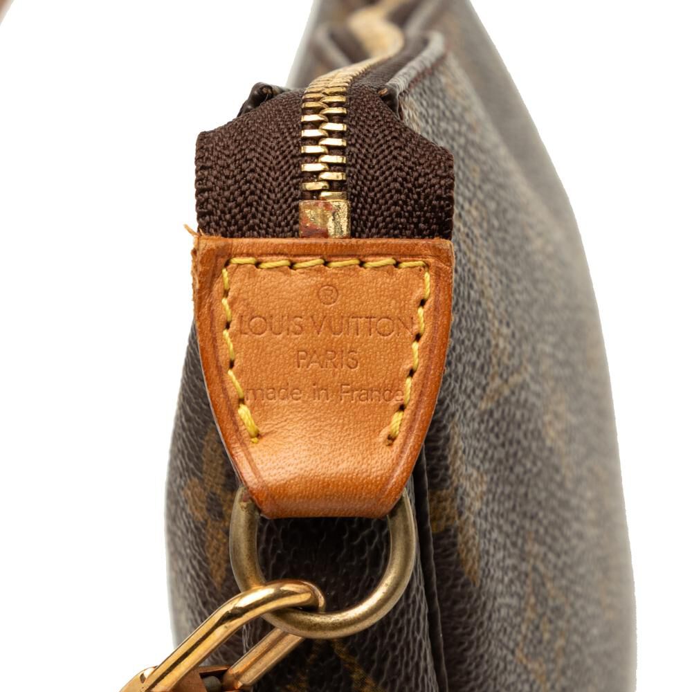 Louis Vuitton Pochette Accessoires