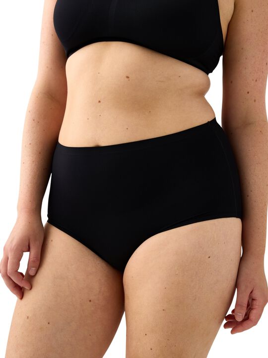 Usynlige trusser med høj talje