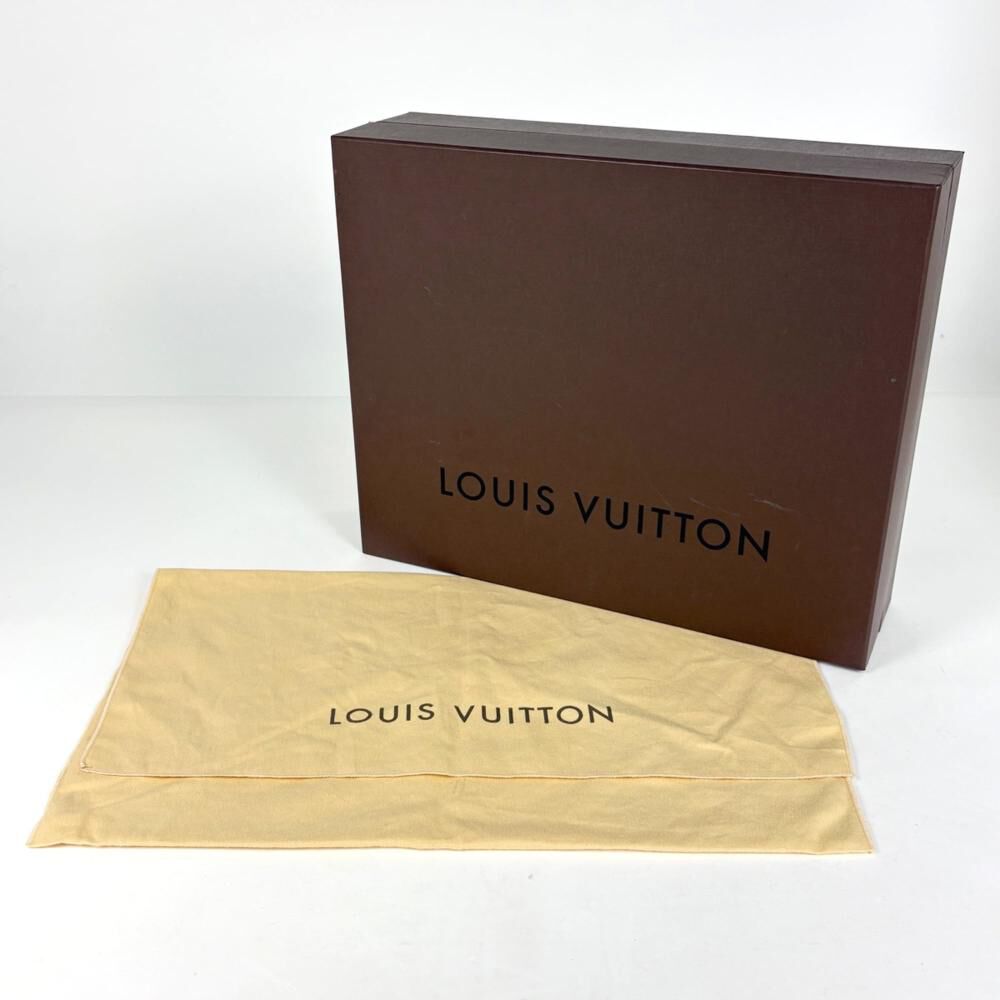 Louis Vuitton Shoulder Bags