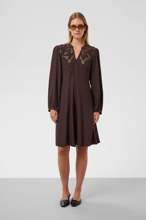 SLLantana Embroidery Dress