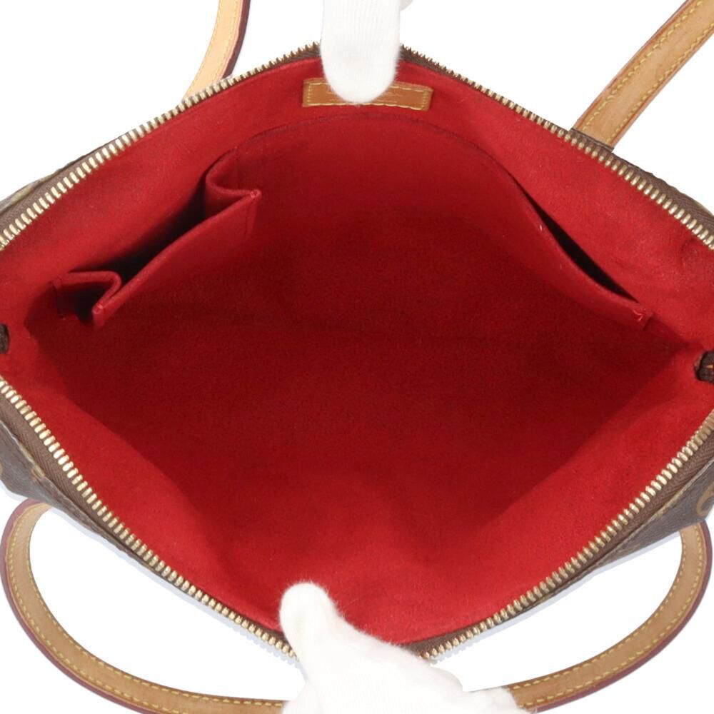 Louis Vuitton Coussin