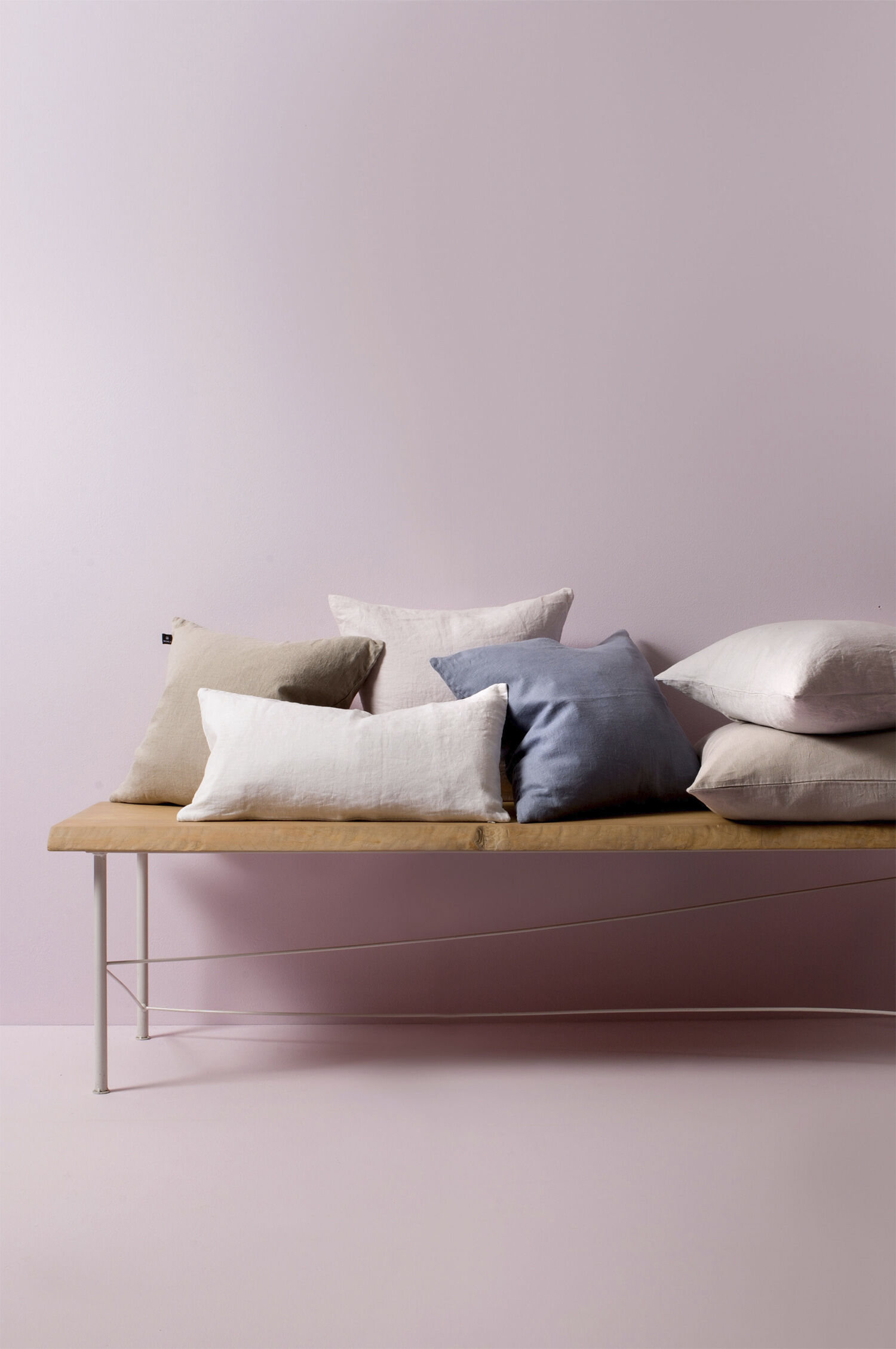 Sunshine Cushion with zip