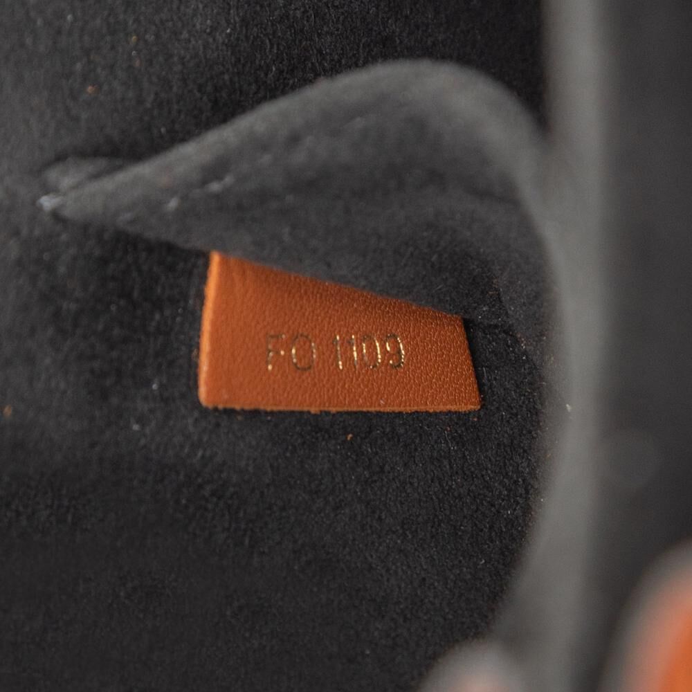 Louis Vuitton Dauphine