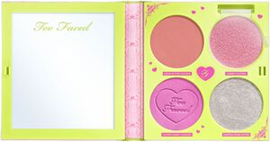Fairytale Crush - Blush Palette & Highlighter