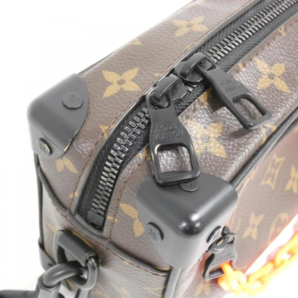 Louis Vuitton Shoulder Bags