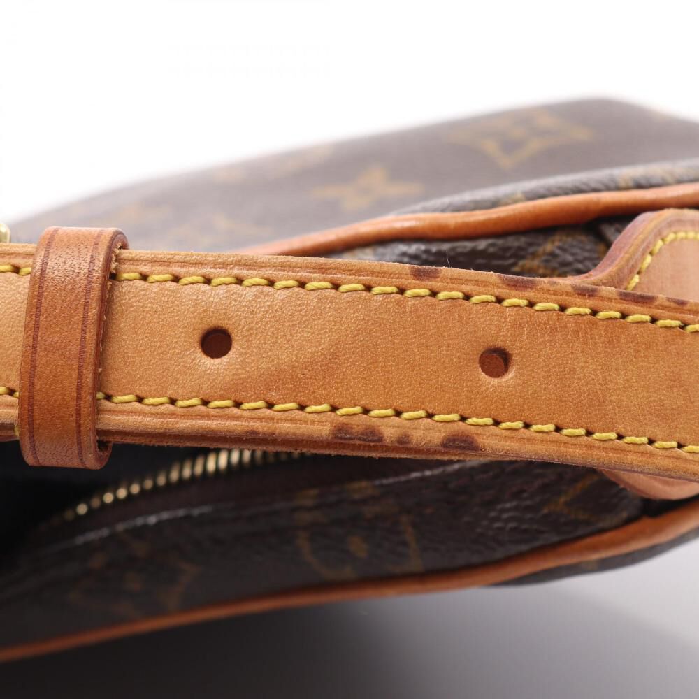 Louis Vuitton Croissant