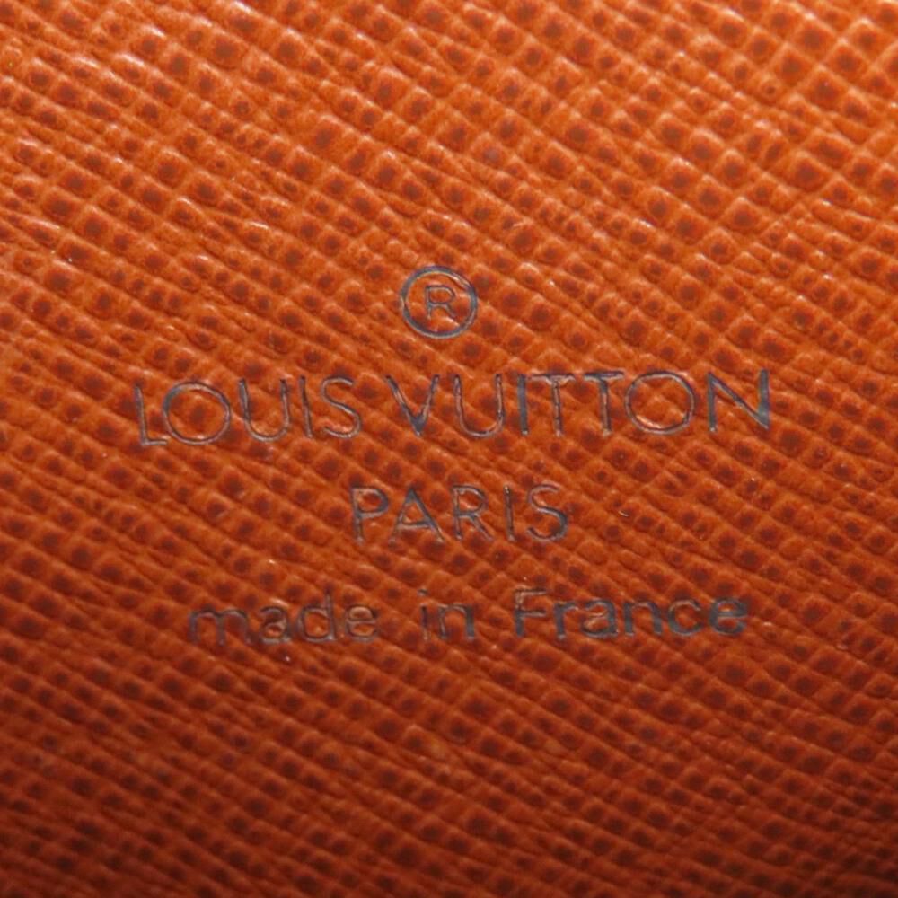 Louis Vuitton Shoulder Bags