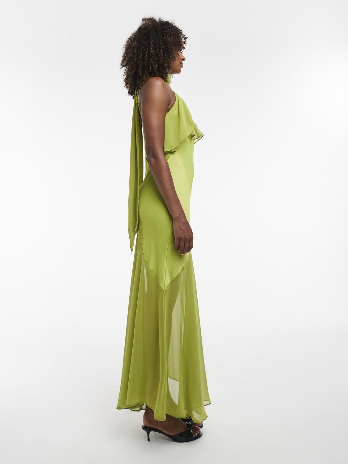 TSANNIKA SL RUFFLE DETAIL MAXI DRES