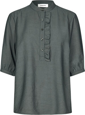KirsiMD top