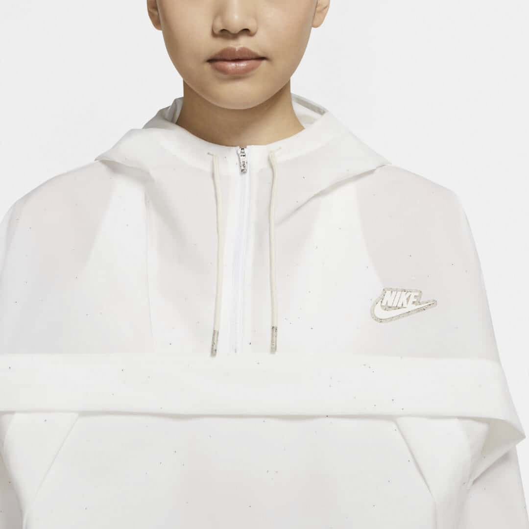 sportswear anorak