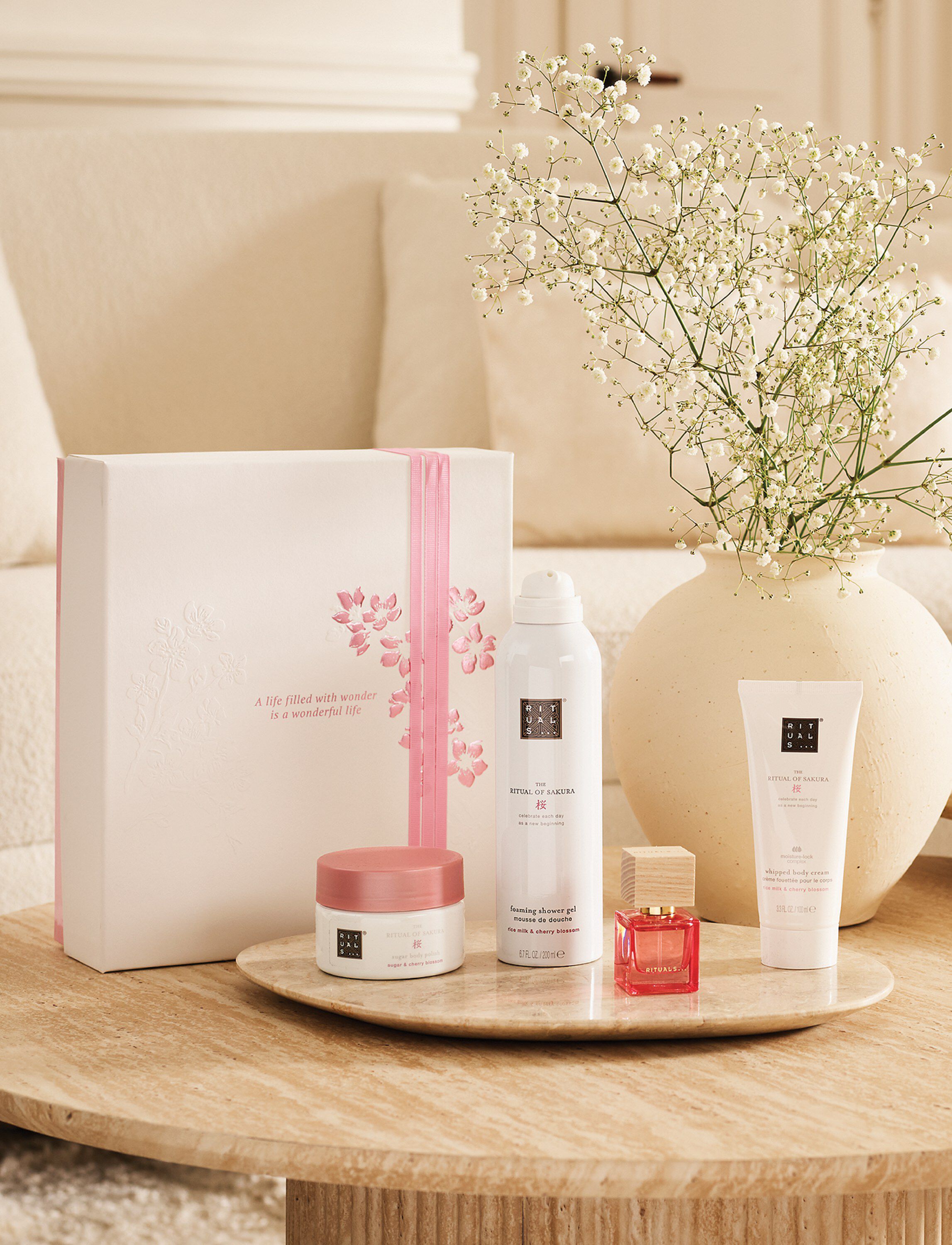 The Ritual of Sakura - Medium Gift Set 2025