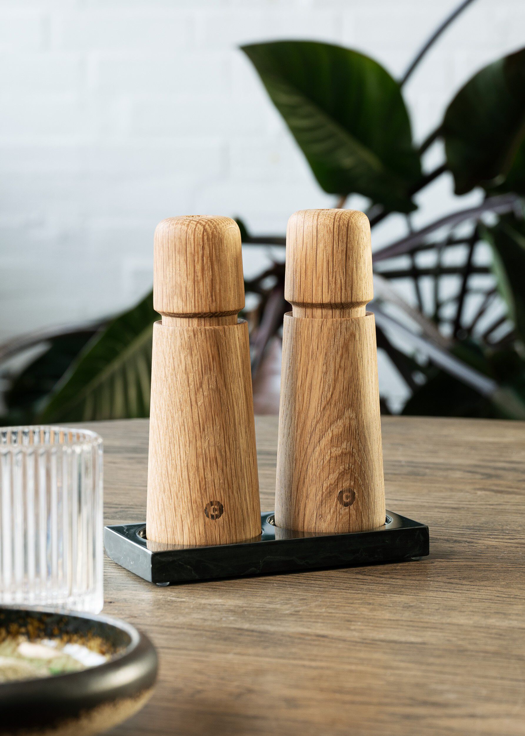 Tabletopper 2, black marble