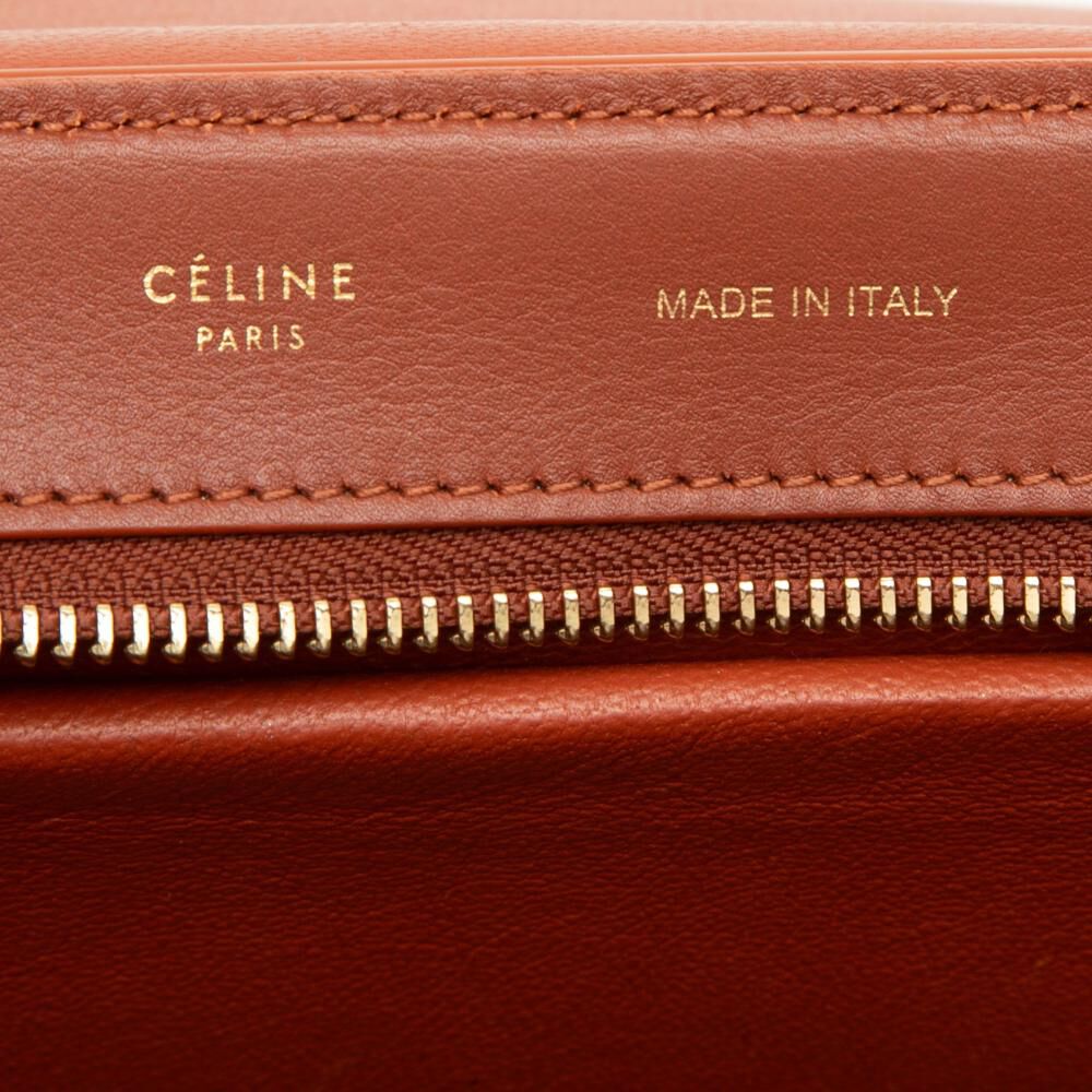 C&eacute;line Trapeze
