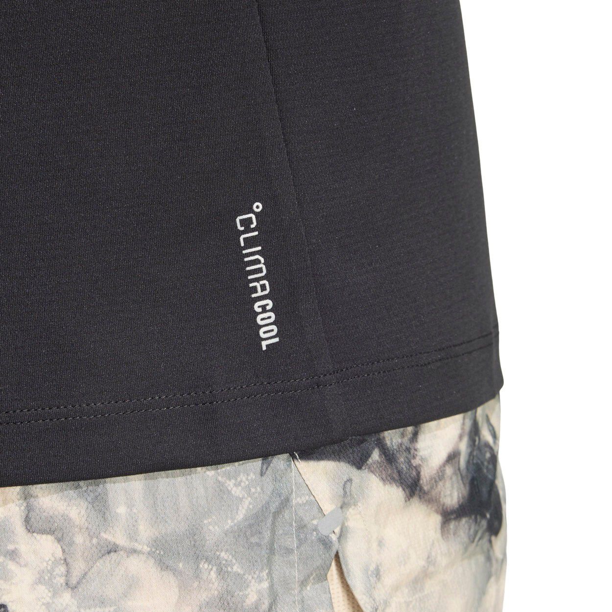 adi365 Essentials L&oslash;be T-shirt