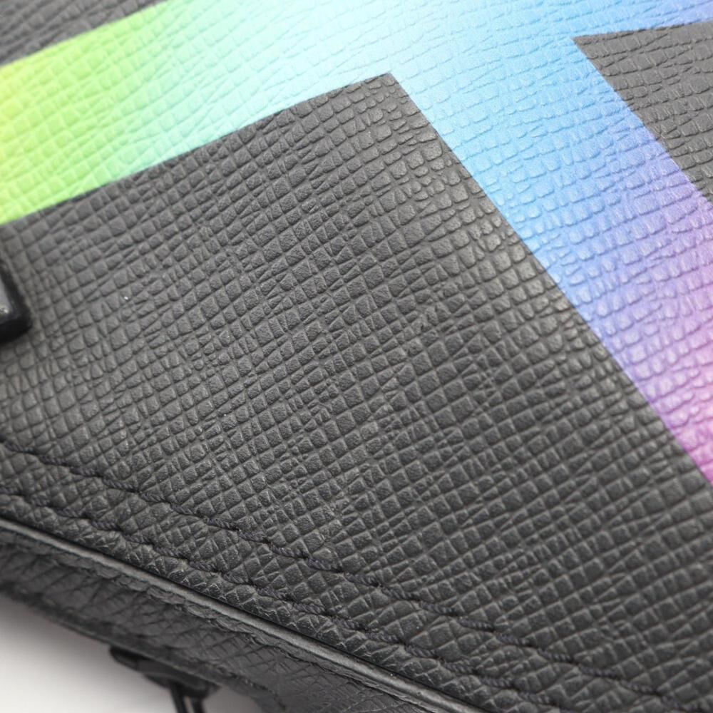 Louis Vuitton Messenger