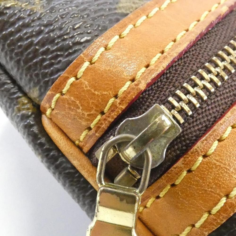 Louis Vuitton Shoulder Bags