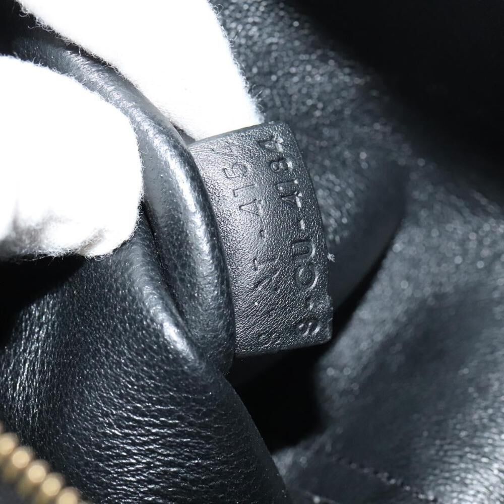 C&eacute;line Trapeze