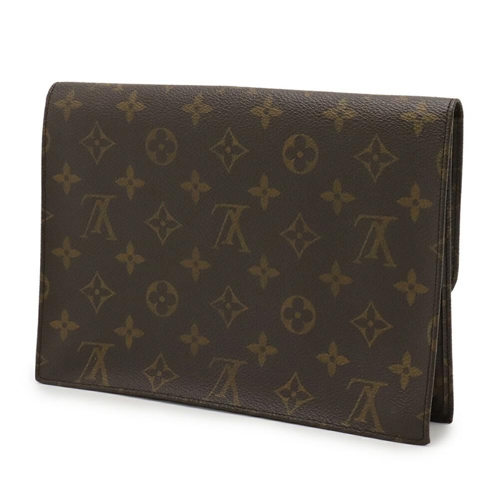 Louis Vuitton Clutch