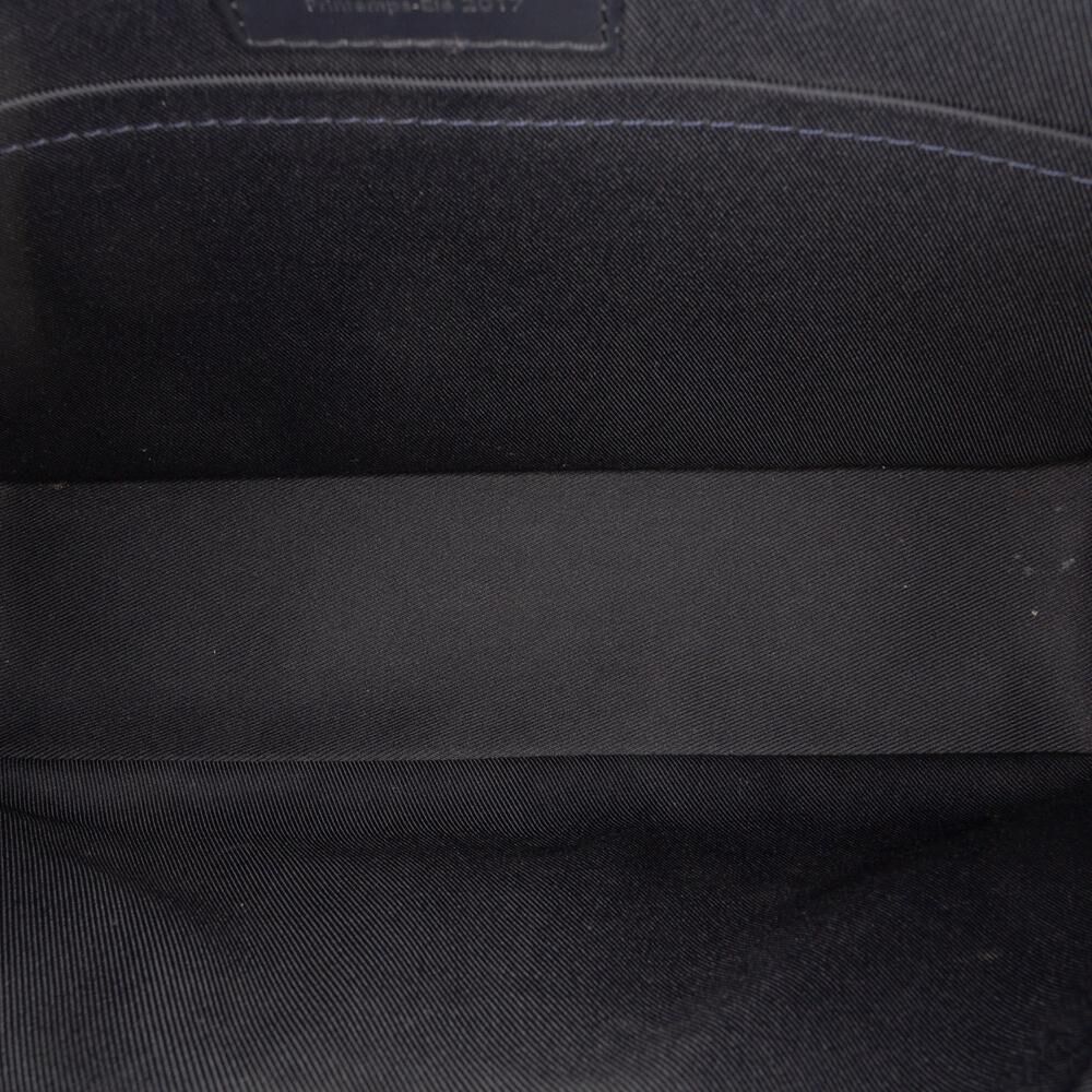 Louis Vuitton Messenger