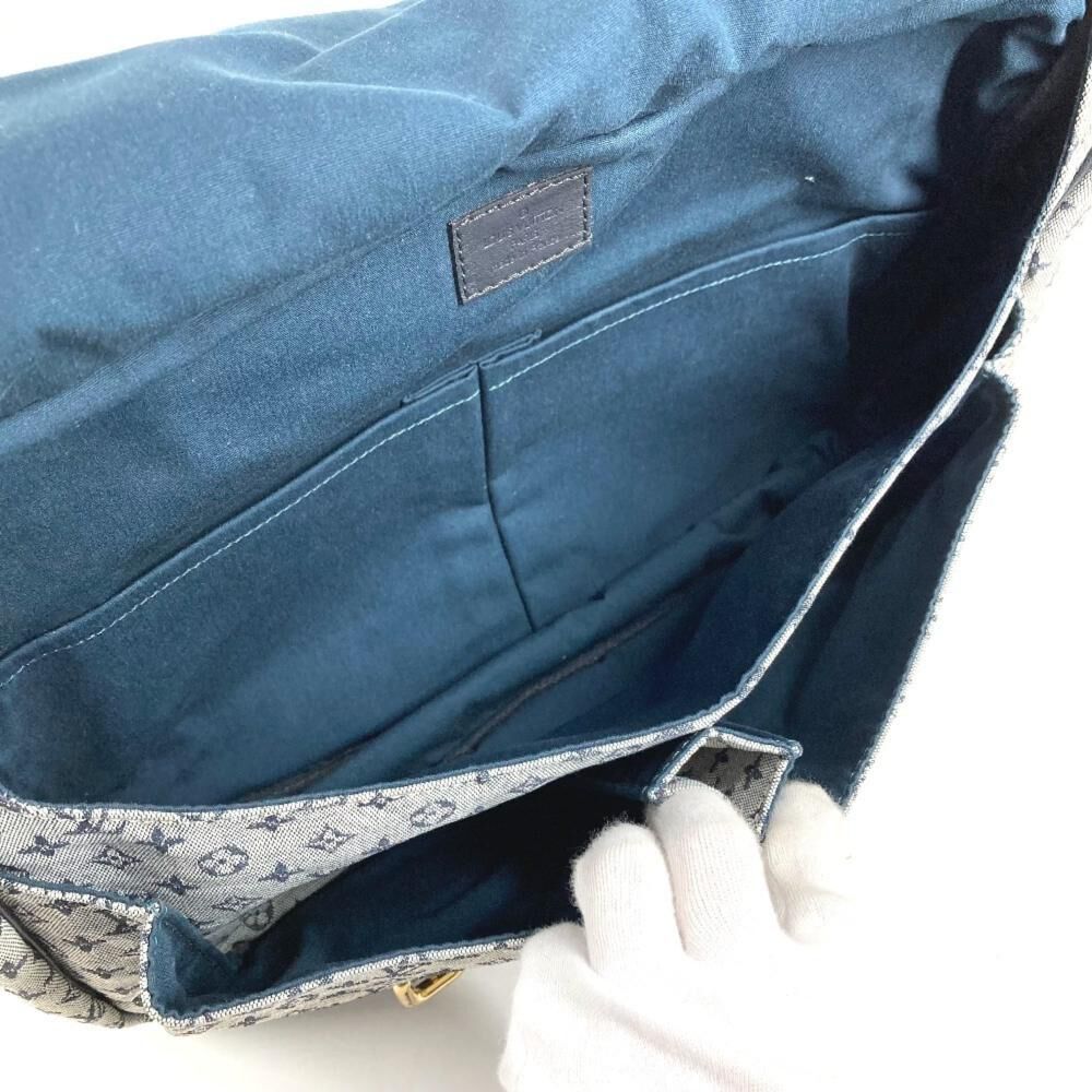 Louis Vuitton Crossbody Bag