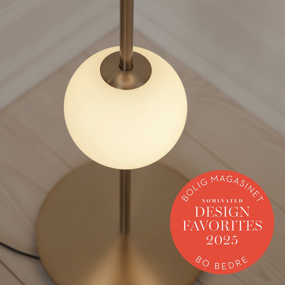 Audrey floor lamp