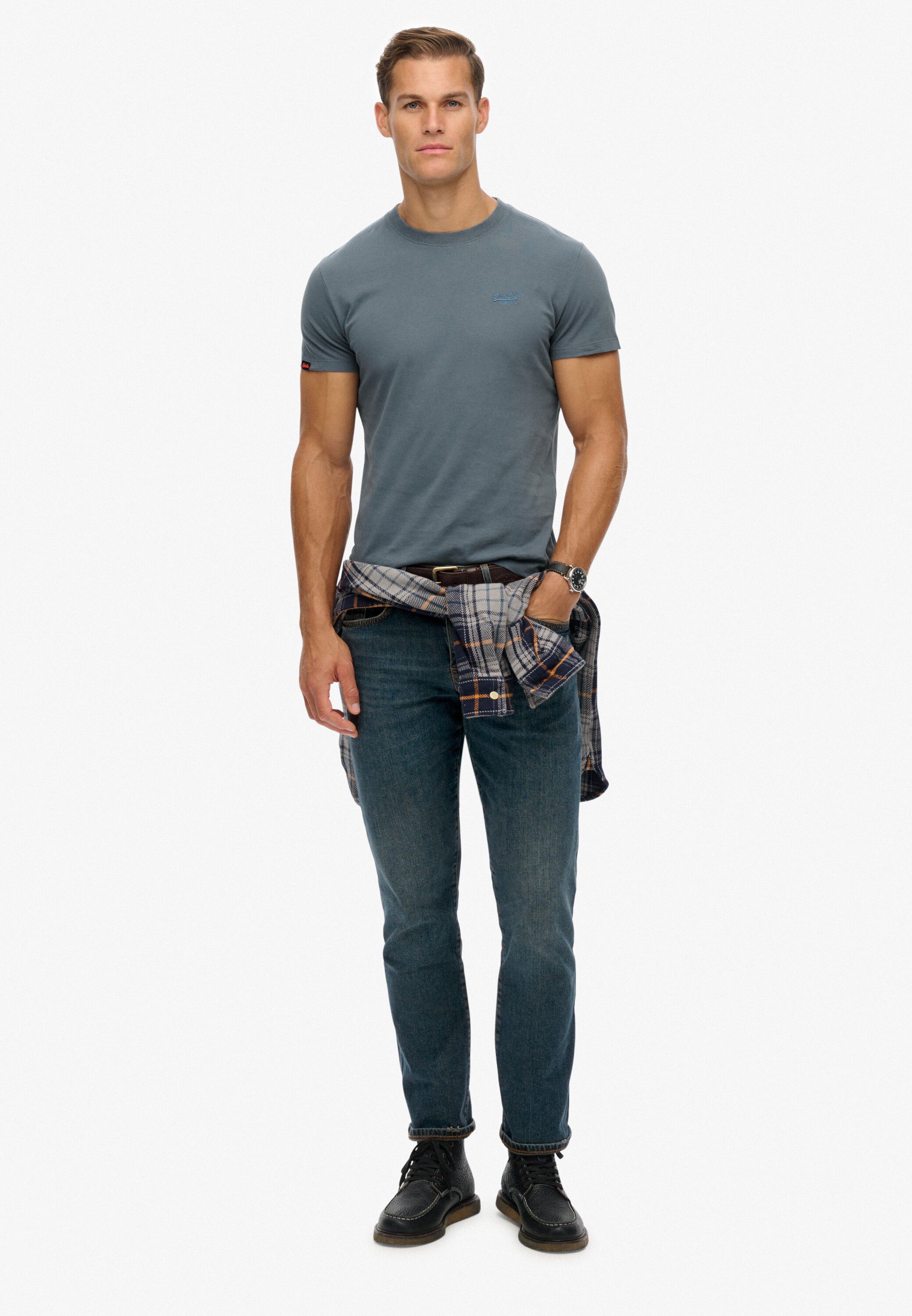 ESSENTIAL LOGO EMB TEE