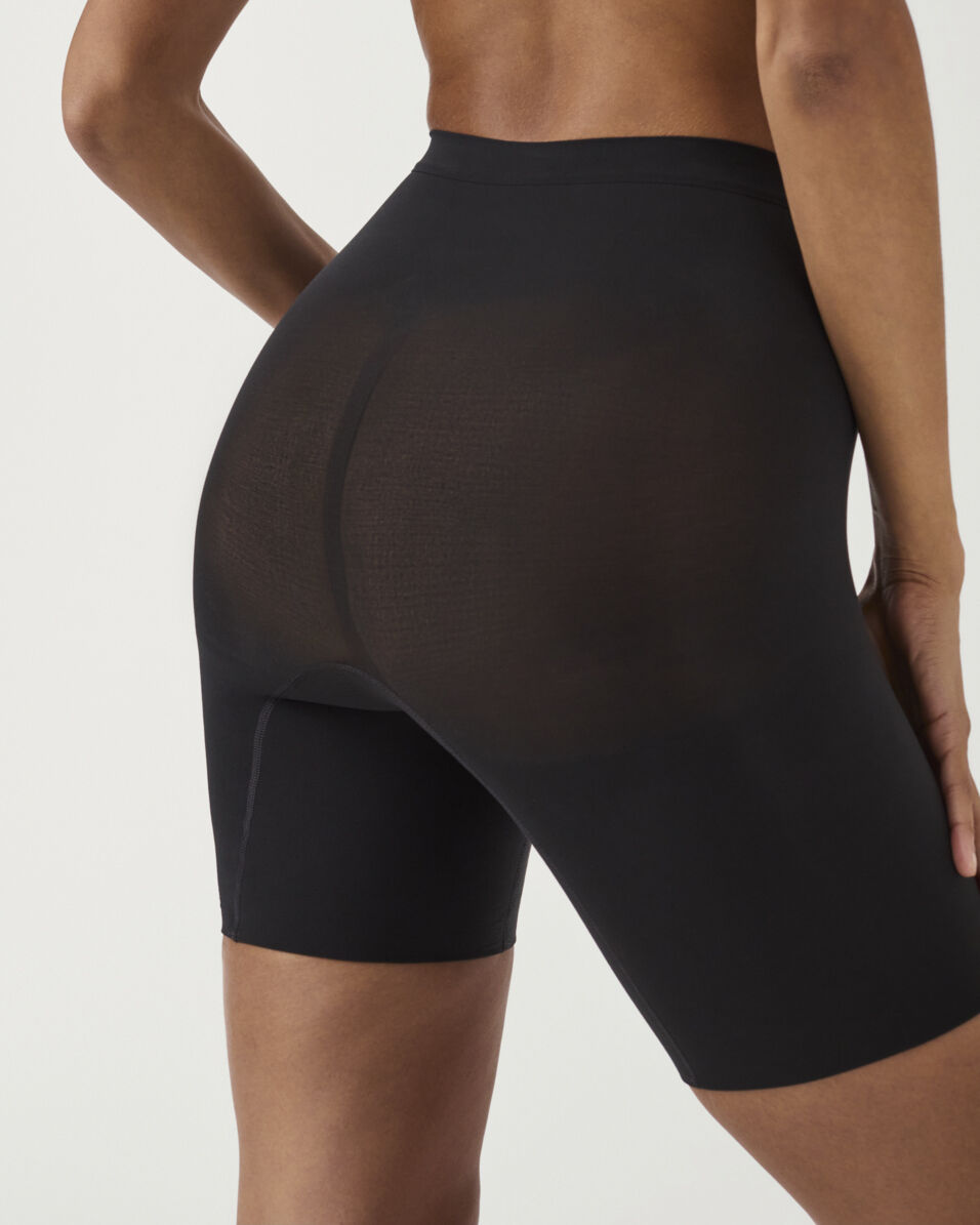 EVERYDAY SHAPING EVERYDAY SHAPING SHORT