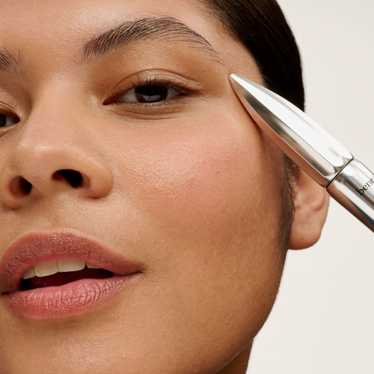 Dream Sheen Brow Glaze - Tinted eyebrow gel