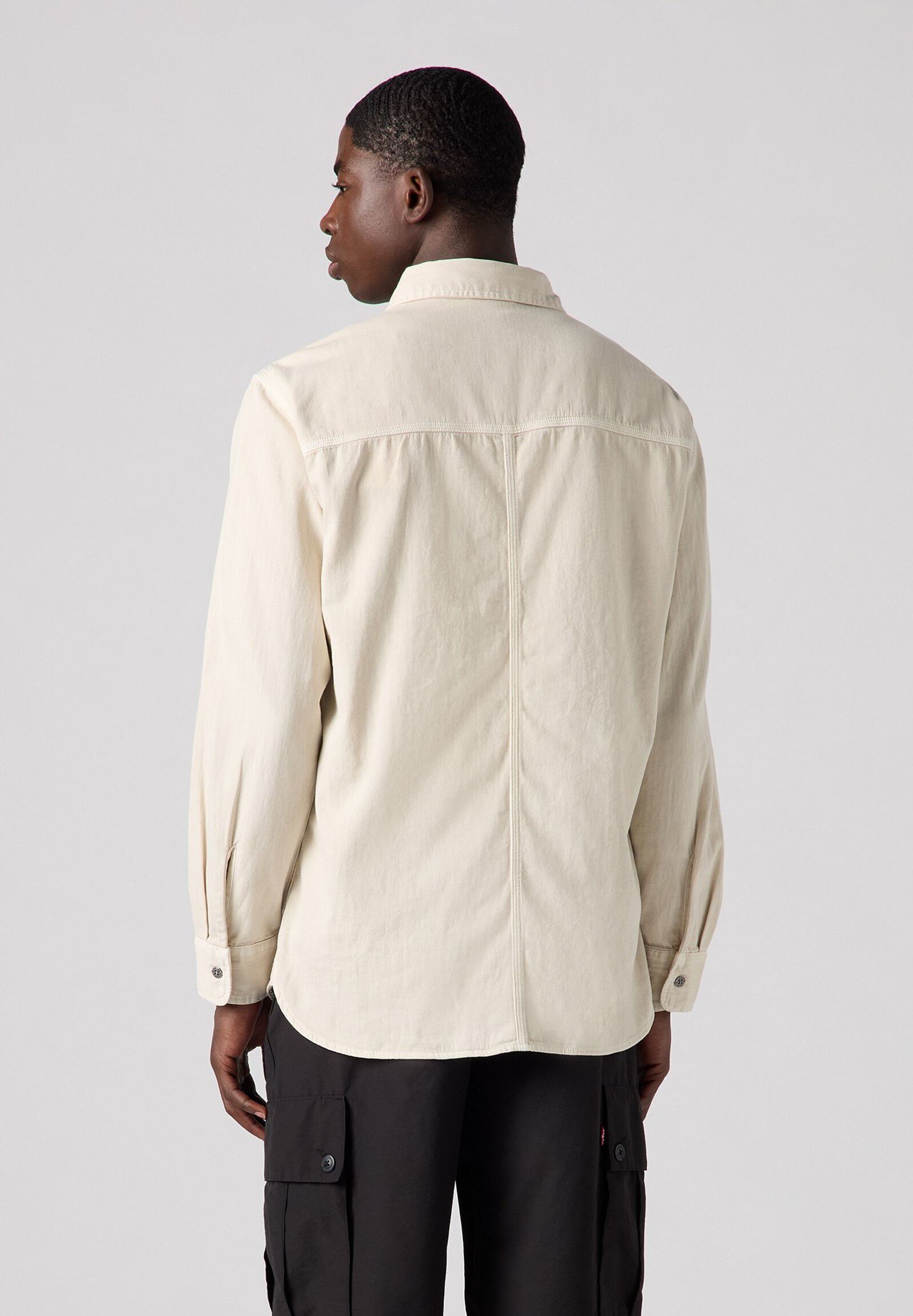 LS AUBURN WORKER ERICK KOMBU G