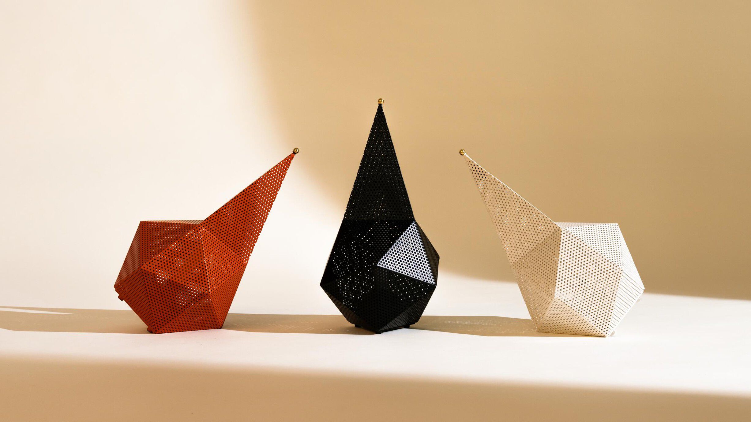 Bagdad Portable Lamp, EU Shade: International Orange