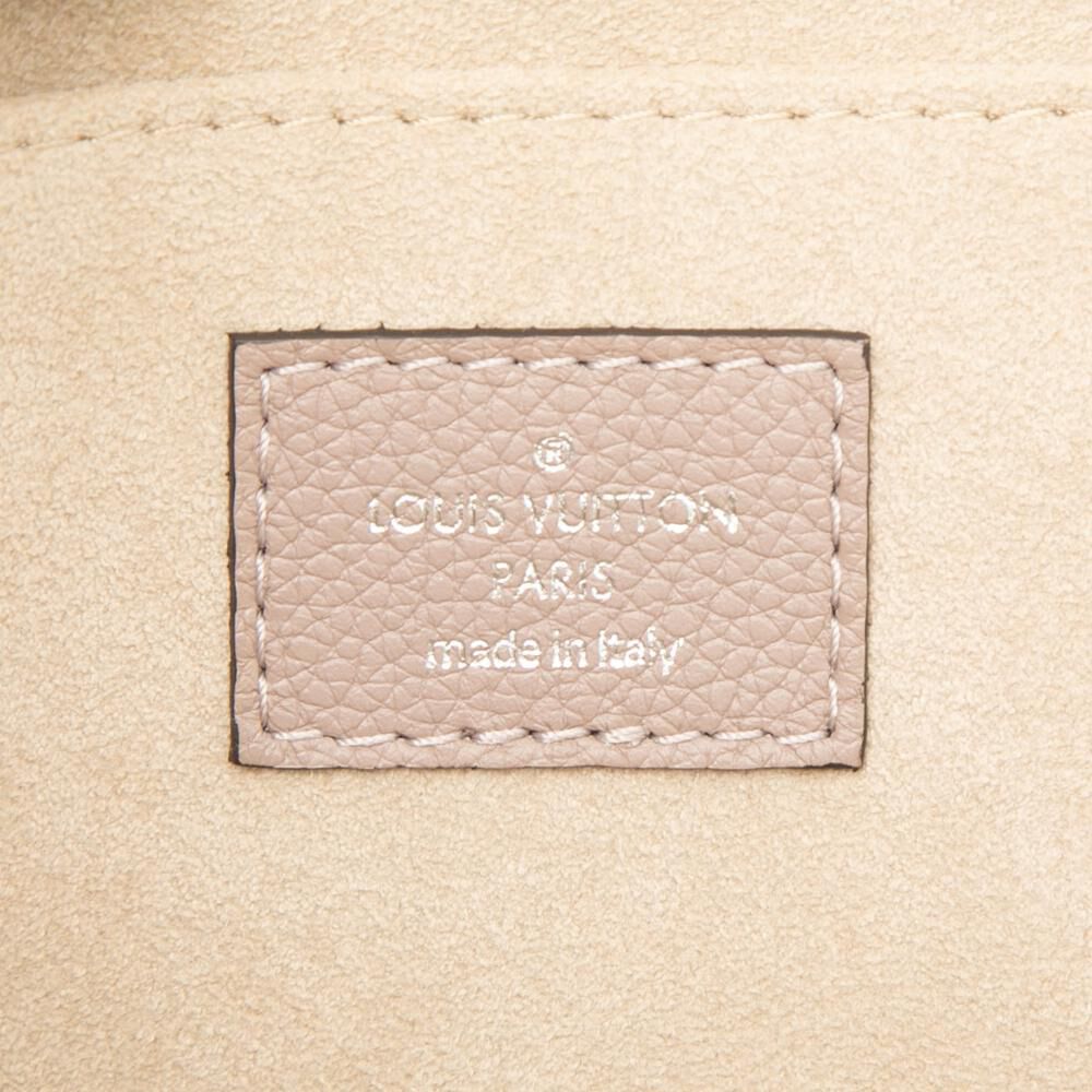 Louis Vuitton Clutch
