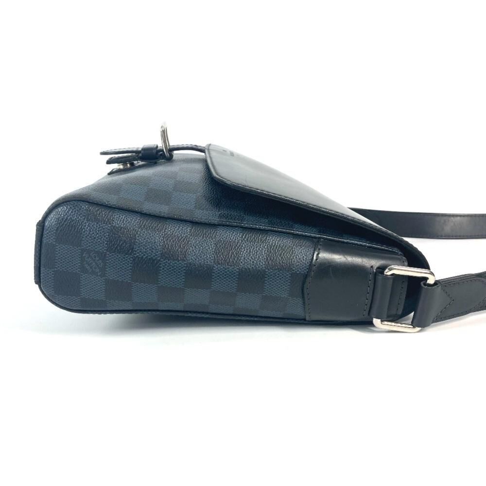 Louis Vuitton Messenger