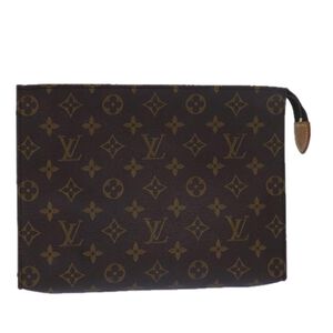 Louis Vuitton Poche Toilette