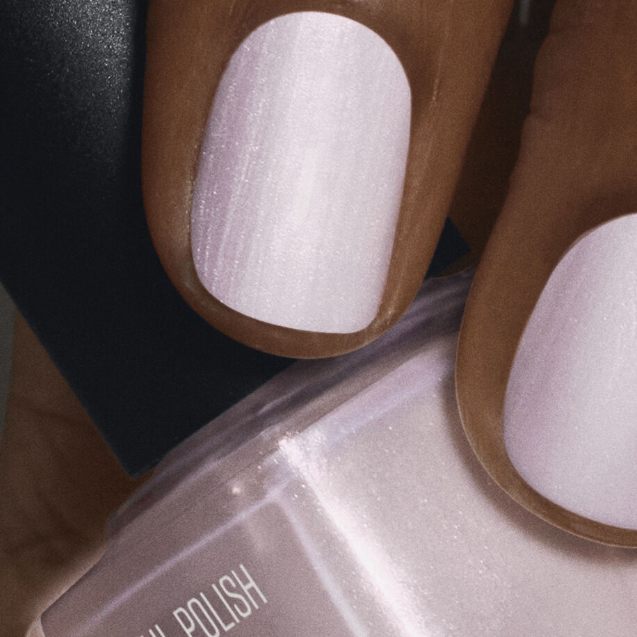 Nail Polish Pearly Lilac