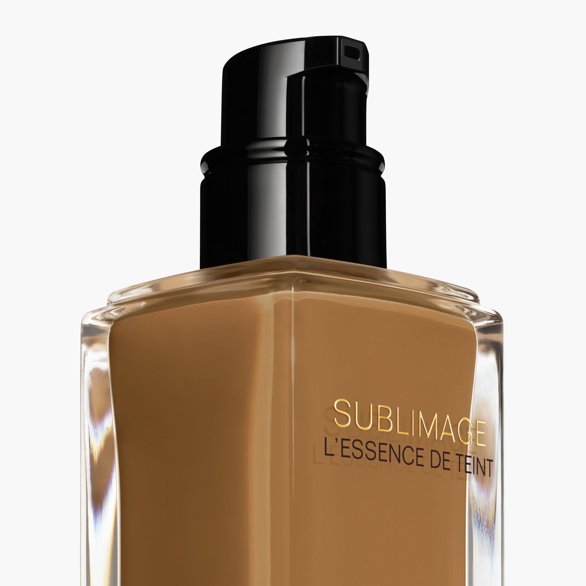 ET ULTIMATIVT FOUNDATIONSERUM FOR MERE UDSTR&Aring;LING