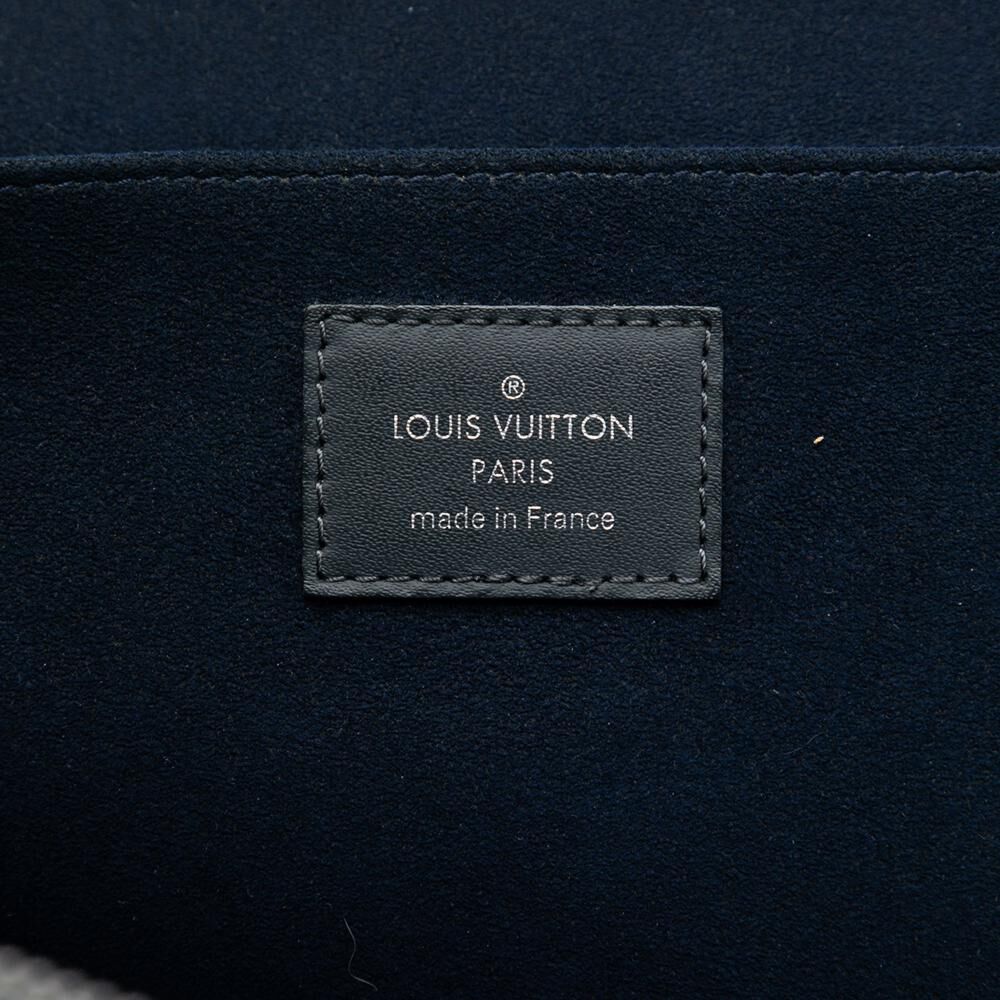 Louis Vuitton Clutch